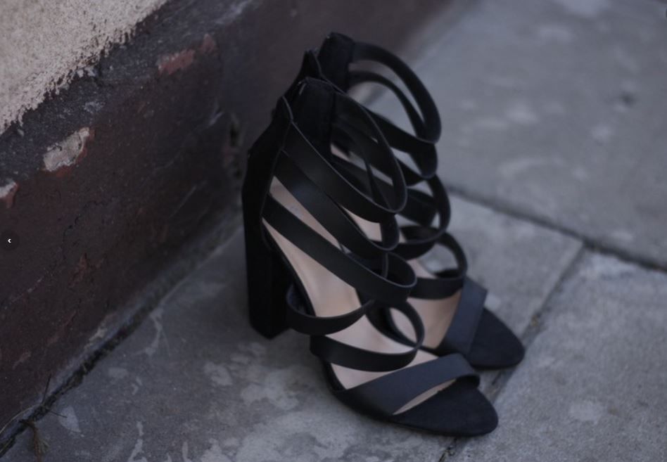 Sandałki DeeZee rozm. 39