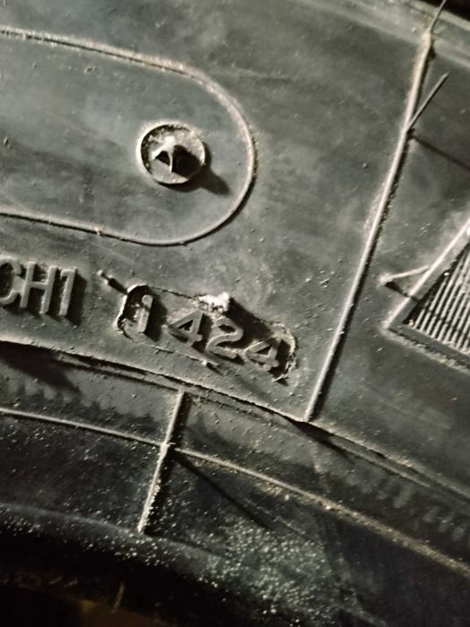 265 70 R17.5 Bridgestone