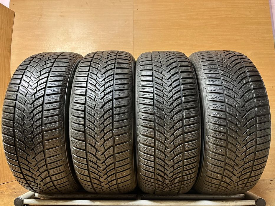 215/55 R 16 Semperit Speed-Grip 3 Зима комплект шини