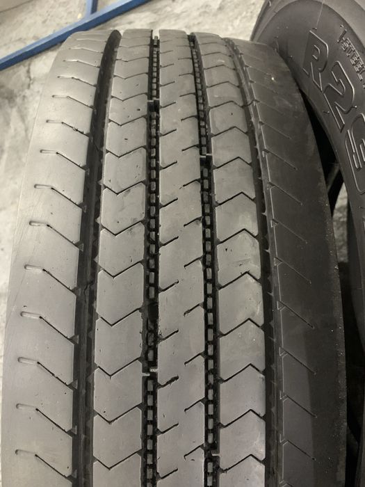 шина вантажна б/в 275/70R22,5 Bridgestone R297 (2 шт.)