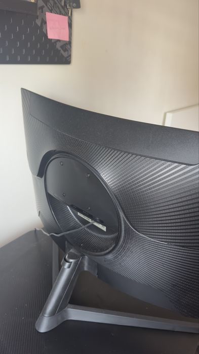 Monitor gamer, 28 pl.