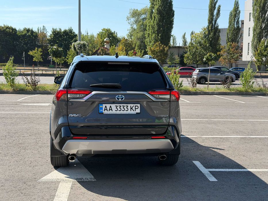 Toyota Rav 4 (Hybrid) Style