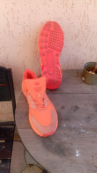 Кроссовки мужские 44