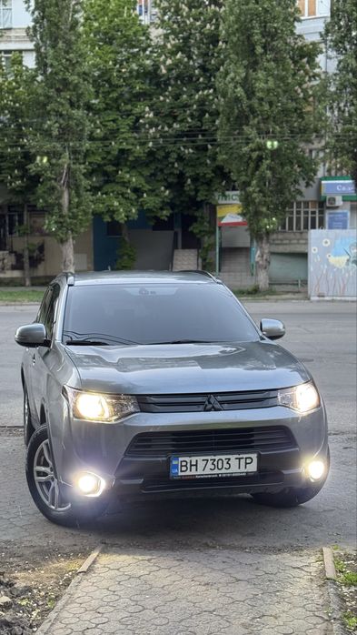 Mitsubishi outlander