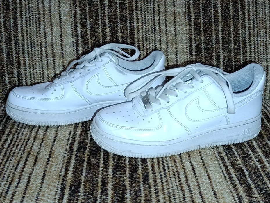 Sprzedam adidasy Nike air