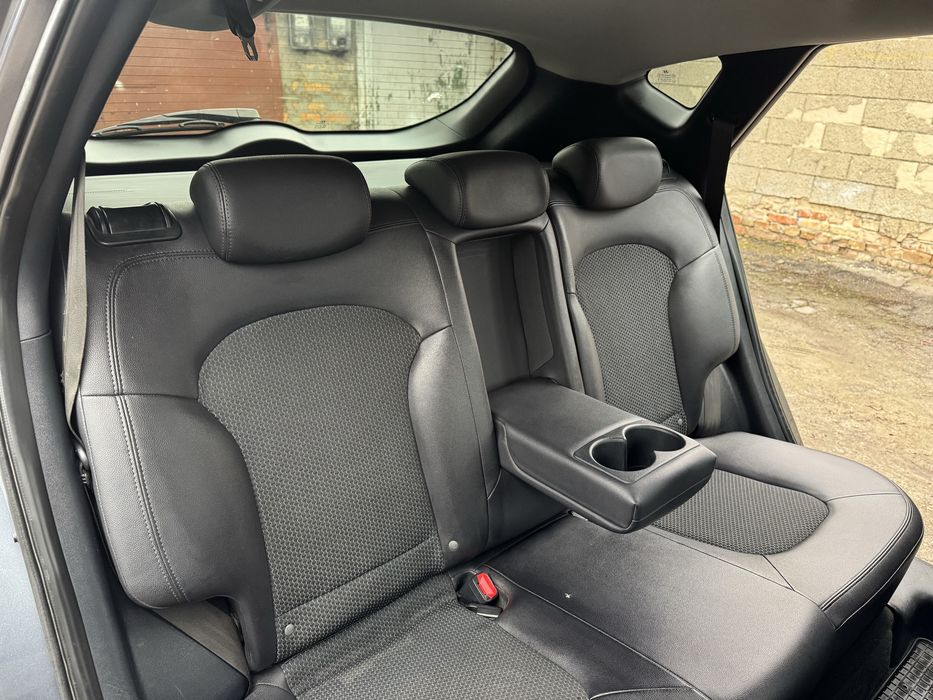 Продам офіційний HYUNDAI IX35 гбо повний привід
