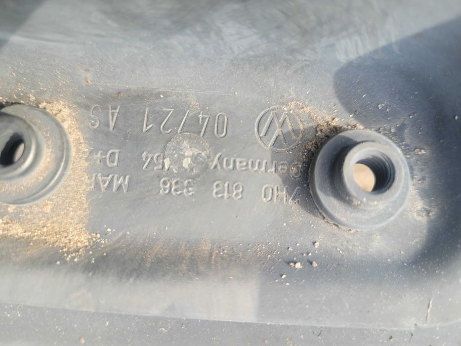 Pas tylny,wzmocnienie L i P VW T5-T6