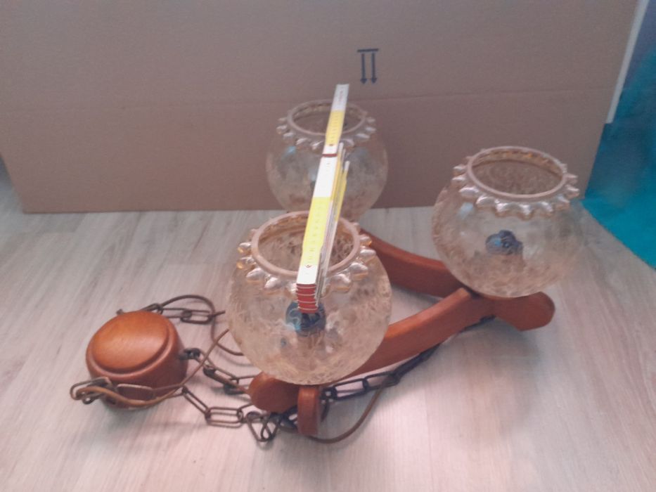 Lampa sufitowa żyrandol.