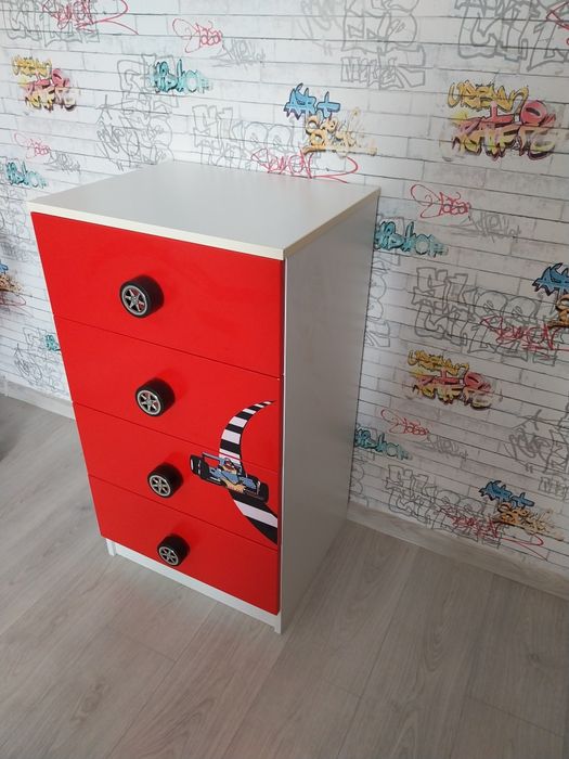 Regał/komoda chłopięce w auta