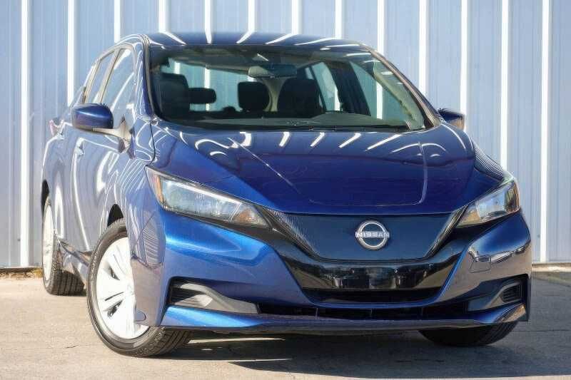 2023 Nissan LEAF S