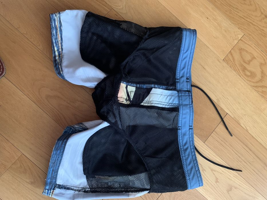 Spodenki kąpielowe firmy H&M
