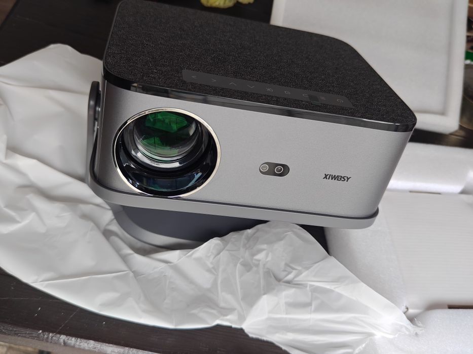 Xiwbsy T08 35000 люмен 1500ansi 12Android