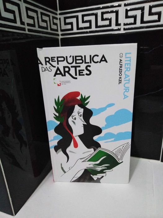 Cd com Livro da colecção A República das Artes dedicado à Literatura de obras de Alfredo Keil