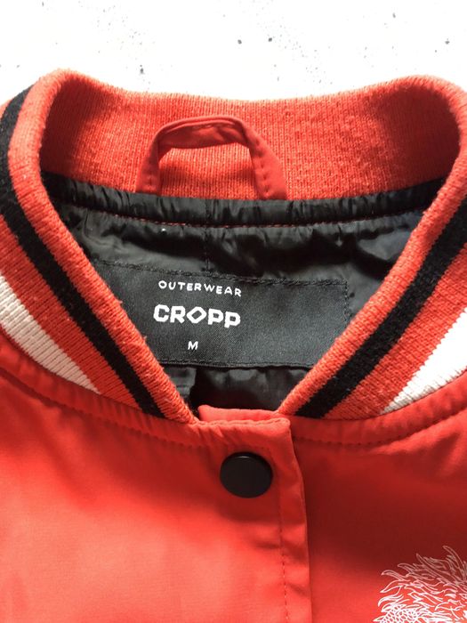 Kurtka bomberka Cropp rozmiar M