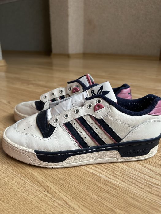 Кросівки adidas rivalry low чоловічі