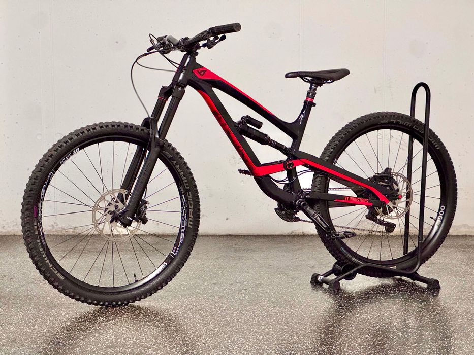 YT Capra 2019 M • 27,5 RS Lyrik RS Super Deluxe XTR DT Swiss jak NOWA!