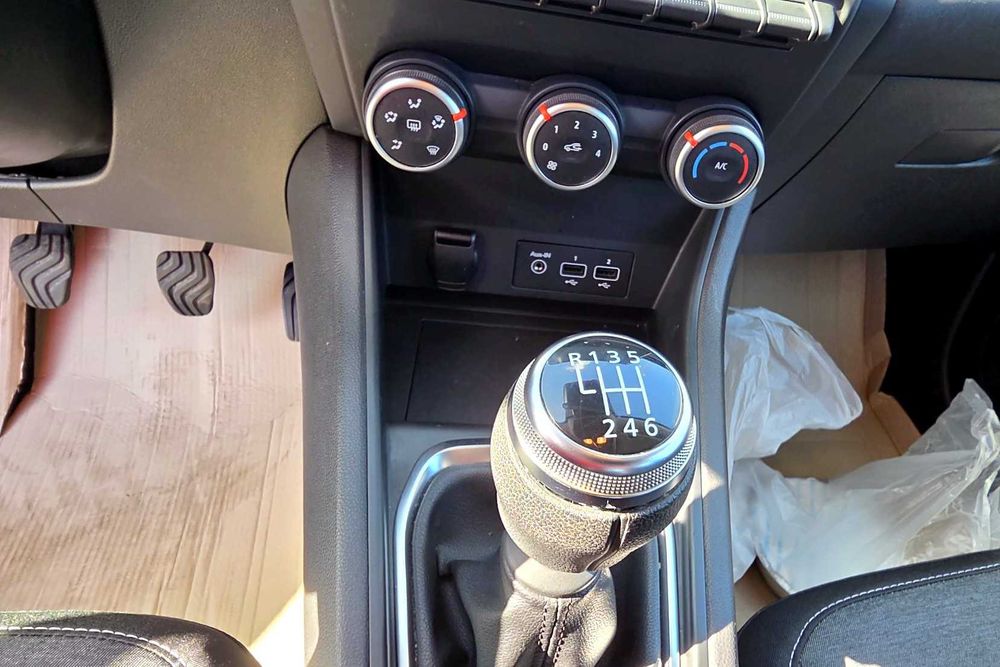 Renault Captur 1.0 TCe Zen Evolution, 2022 Modivas • OLX.pt