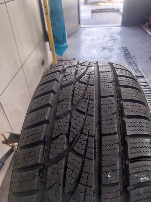 Opona Zimowa Hankook 195/55R15 89H