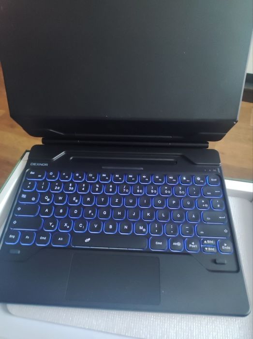 Чехол-клавиатура Dexnor для Samsung Galaxy Tab S9 Ultra.