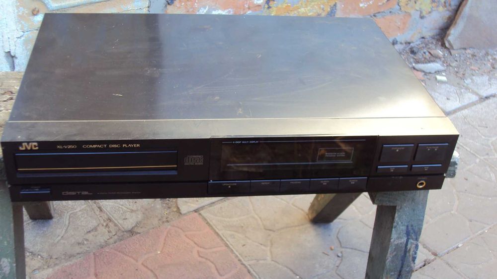 JVC XL-V250 compact disc player  с Германии