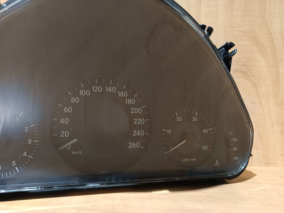 Painel Instrumentos Mercedes W211