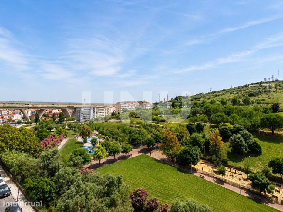 Apartamento T2 com terraço, em Santa Sofia, Vila Franca de Xira!
