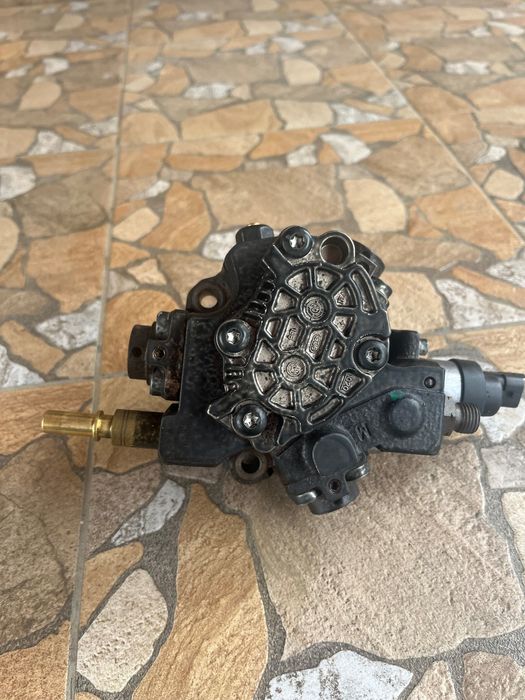 Продам паливний насос