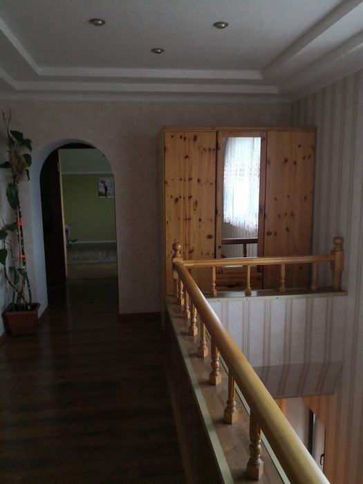 Будинок 3 поверховий. Одинківка