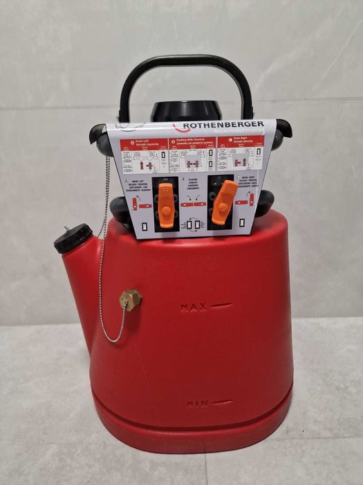 Pompa do odkamieniania Rothenberger Rocalpower Flusher 330 wat