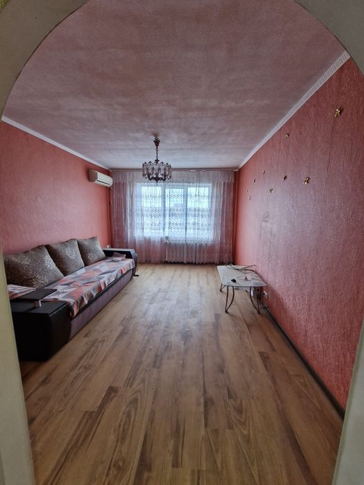 Сдаётся 2к квартира м-н Артема.