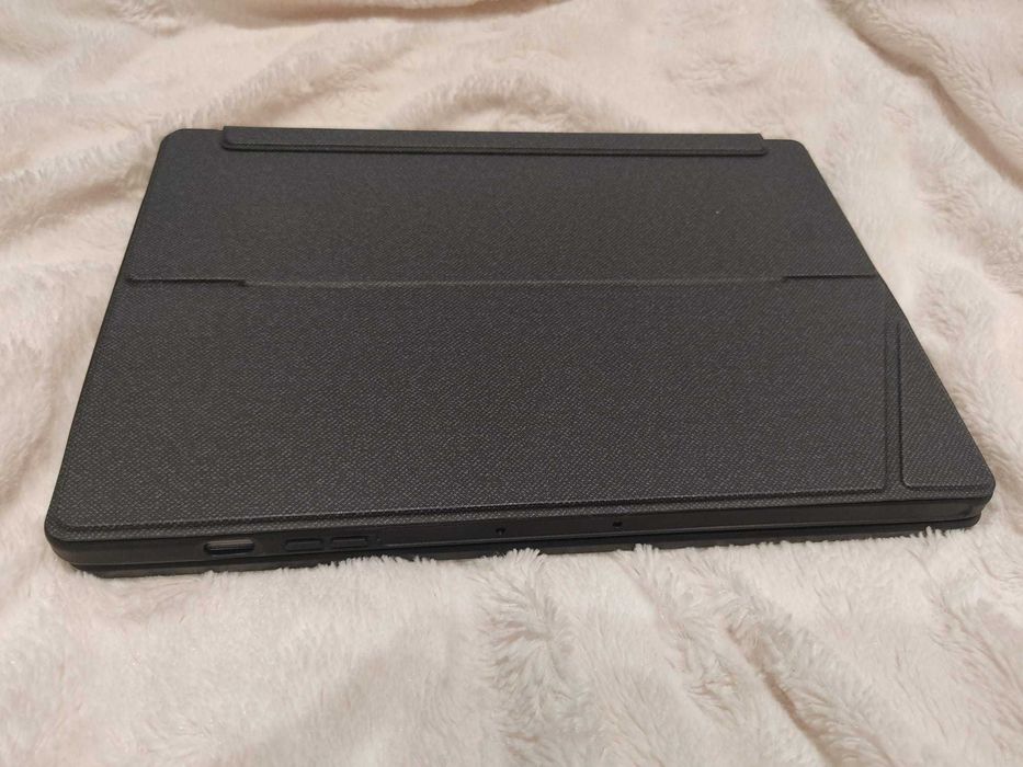 Samsung Tab S9 FE+ WiFi 128GB with screen protector, stylus, and keyboard case64752253248129124