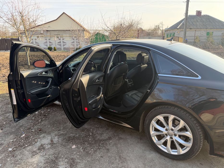 Audi A6 2016 VIN WAUD8AFC5HN039650 фото оголошення 10 з 16