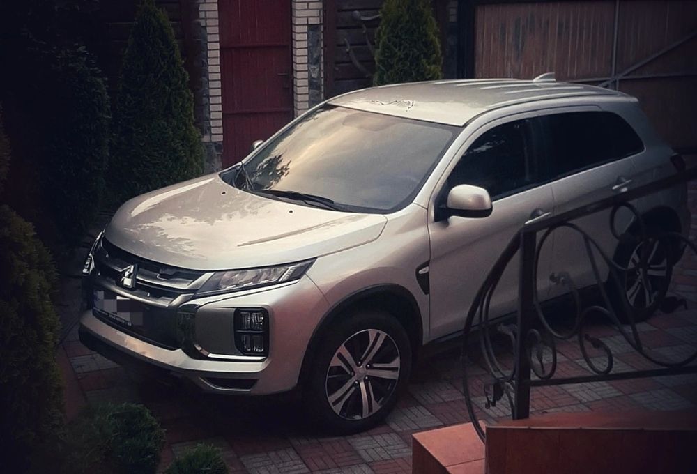 Mitsubishi outlander sport 2020