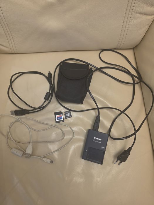 Зарядное устройство Canon Battery Charger CB-2LXE