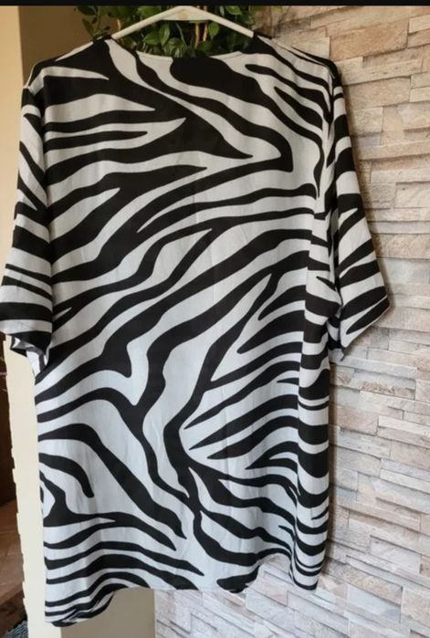 Ładna  Bluzka Zebra dla puszystej Duża r. 54