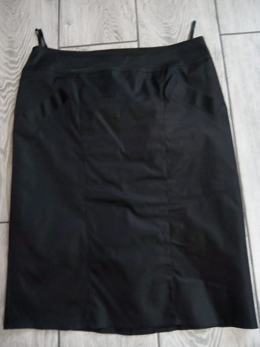 Spudniczka czarna damska