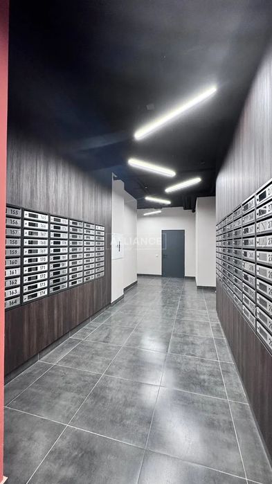 Квартира з ремонтом в зданому будинку, біля ТЦ Велес