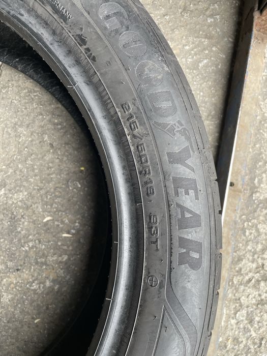 215/50 R19 Goodyear Eficientgrip Performance
