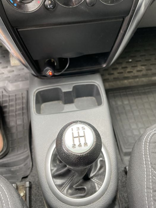 Продам автомобіль Suzuki Sx4 2008року
