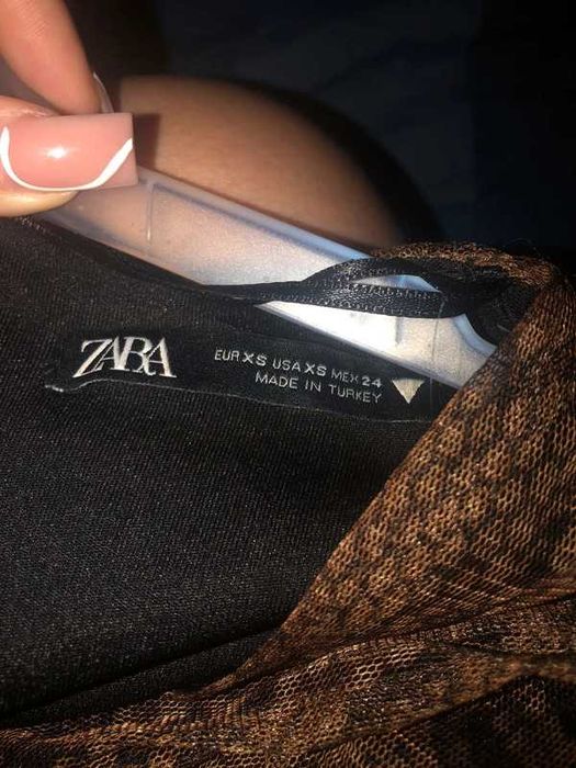 Vestido padrão cobra