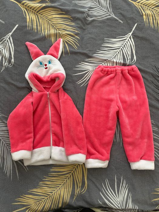 Kostium króliczka różowy dziecięcy ciepły r 92