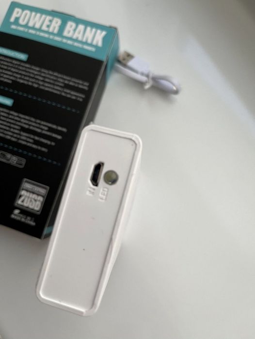 Повербанк на 10000mAh