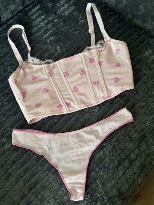 Корсет skims новий