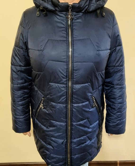 Жіноча зимова куртка. Розмір 56