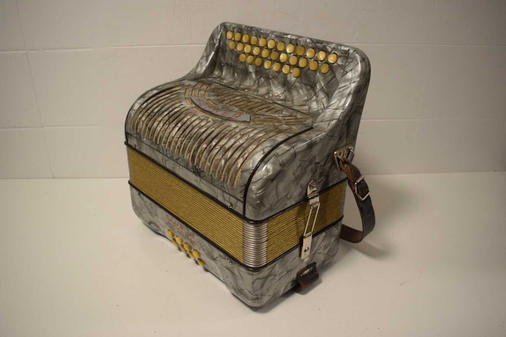 Concertina Hohner Club IIB Victoria. Do N 228