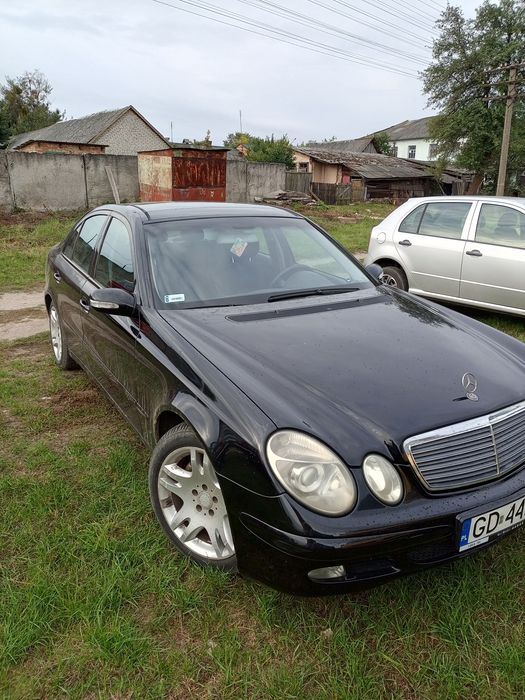 Mercedes Benz w211
