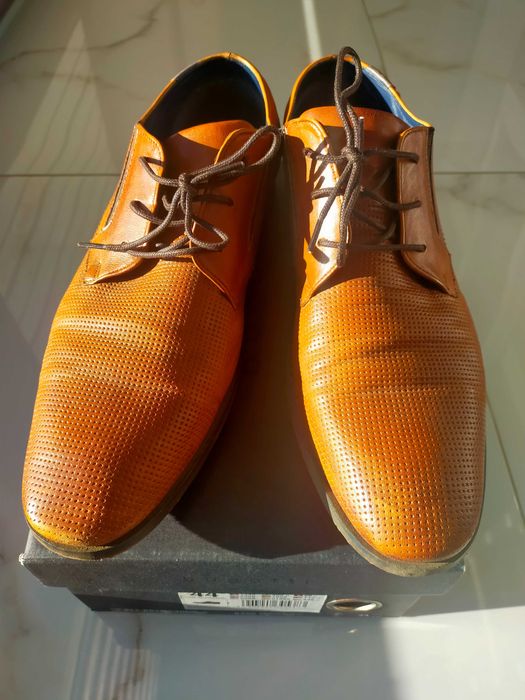 Męskie eleganckie buty 44