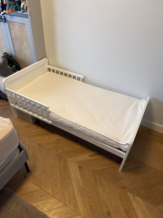 Lozeczko Woodies Biale + materac Hilding