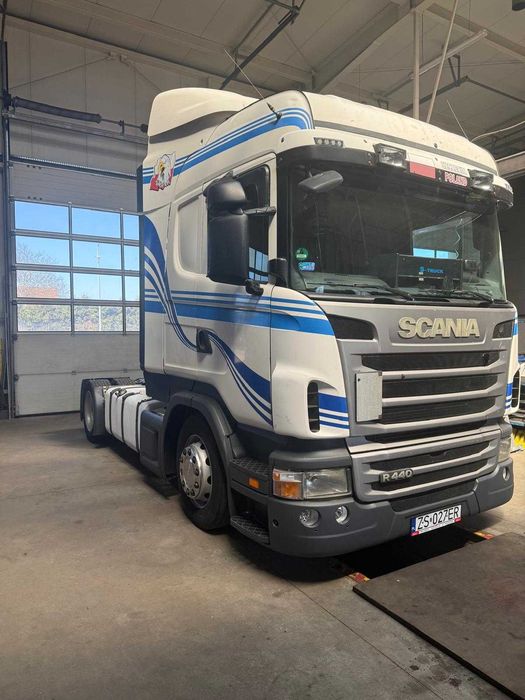 Ciągnik siodłowy SCANIA R440