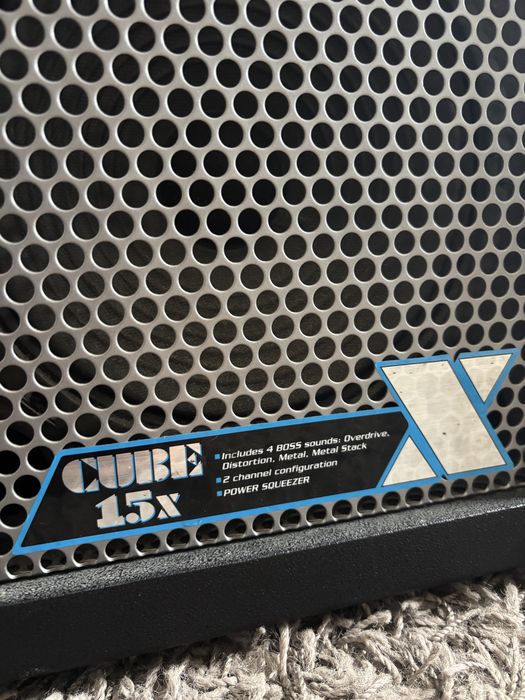 Roland Cube 15 Amplificador Combi